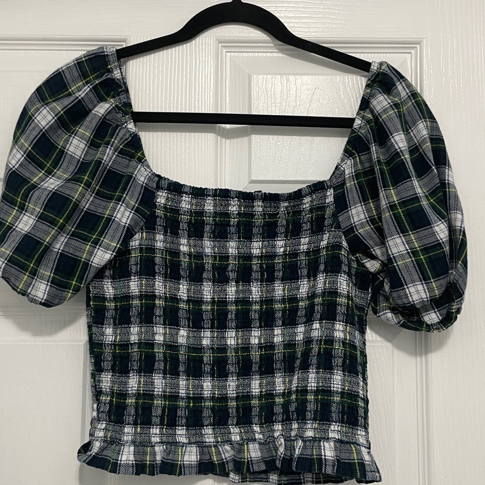 American Eagle new without tags Outfitters Blue and Yellow Plaid Top. Size S